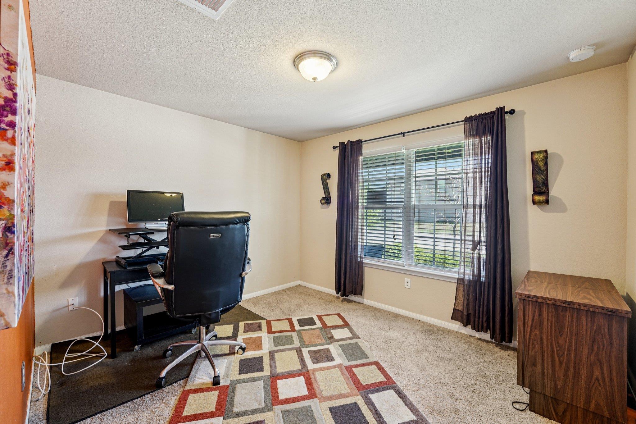 308 Nueces River Trl, Hutto, TX 78634