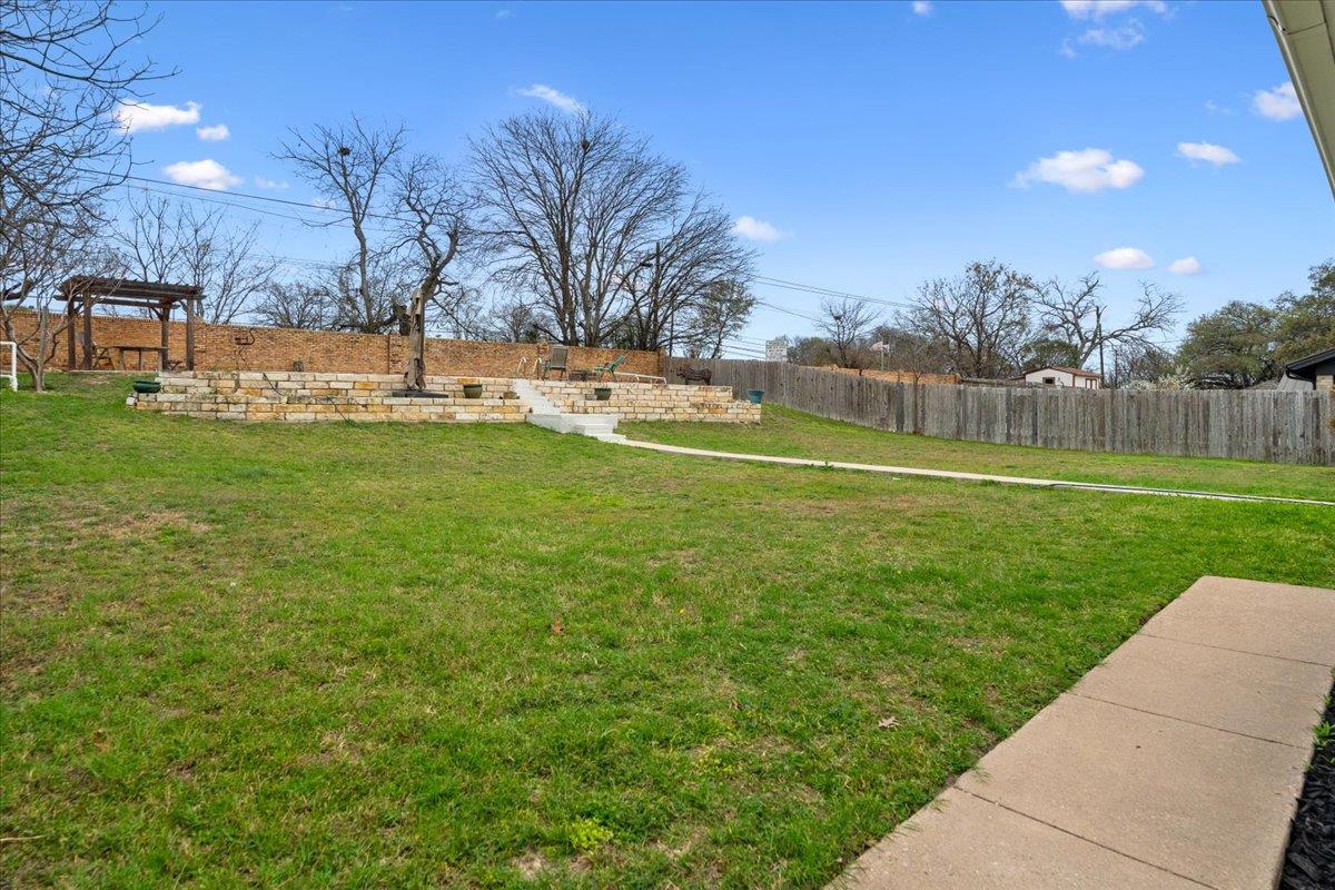 12313 Indian Mound Dr, Austin, TX 78758