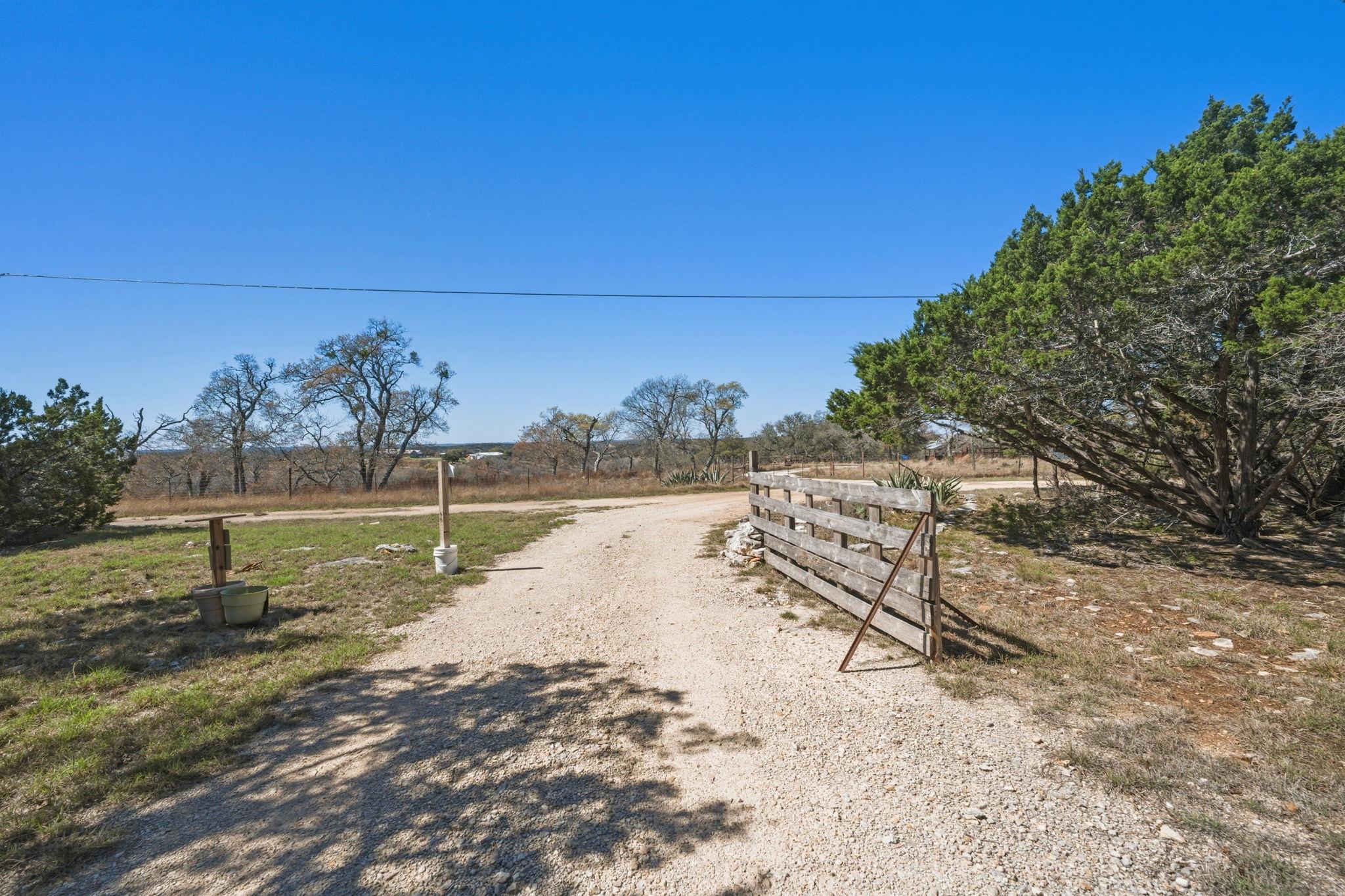 1301 Altwein Rd, Blanco, TX 78606