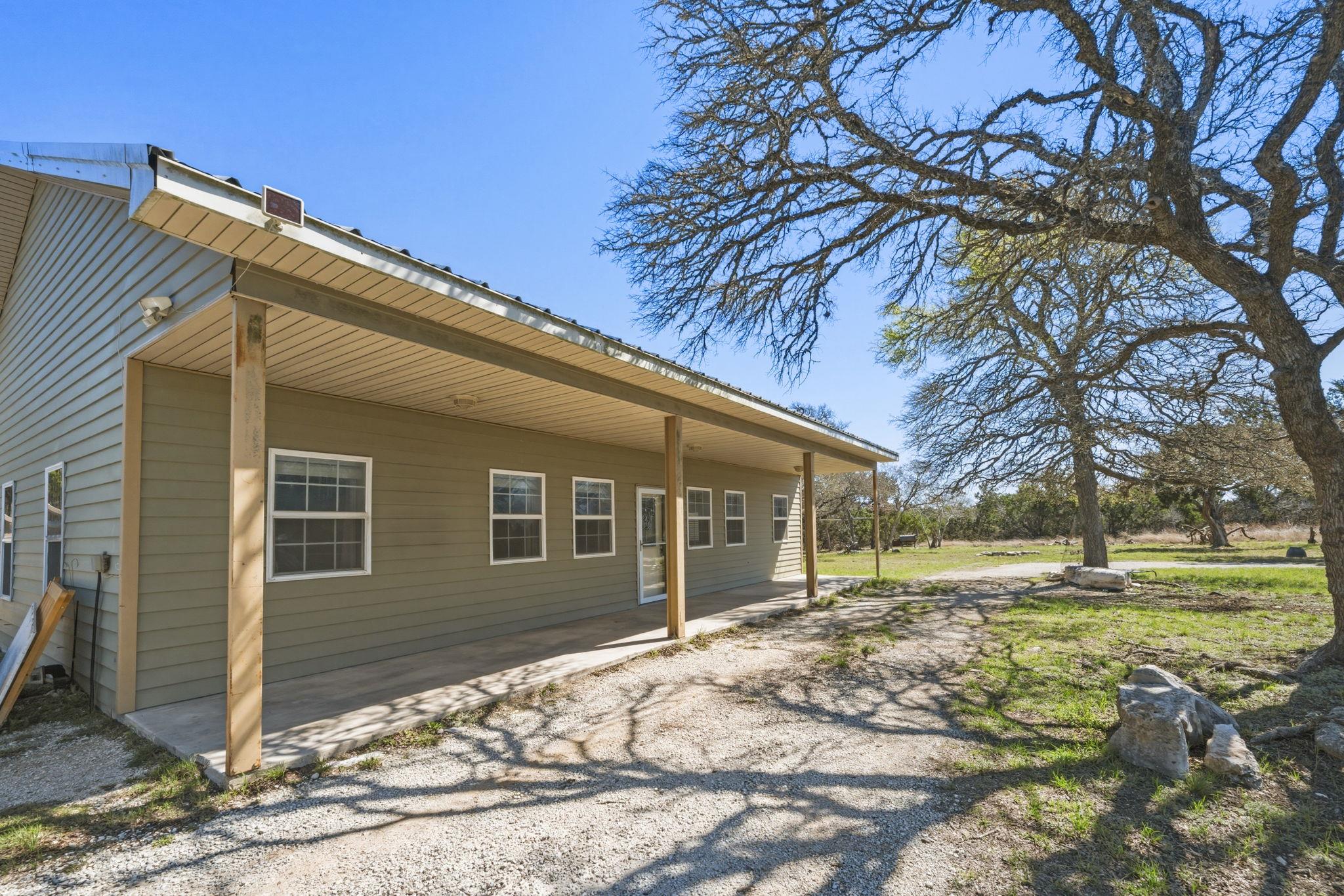 1301 Altwein Rd, Blanco, TX 78606