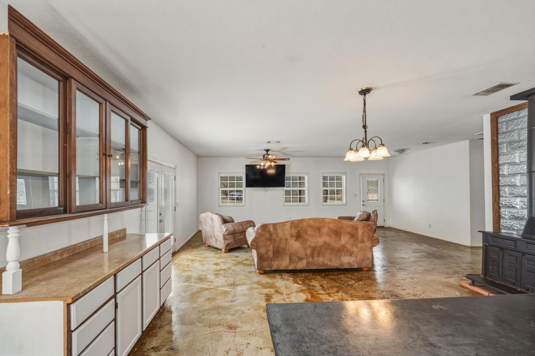 1301 Altwein Rd, Blanco, TX 78606