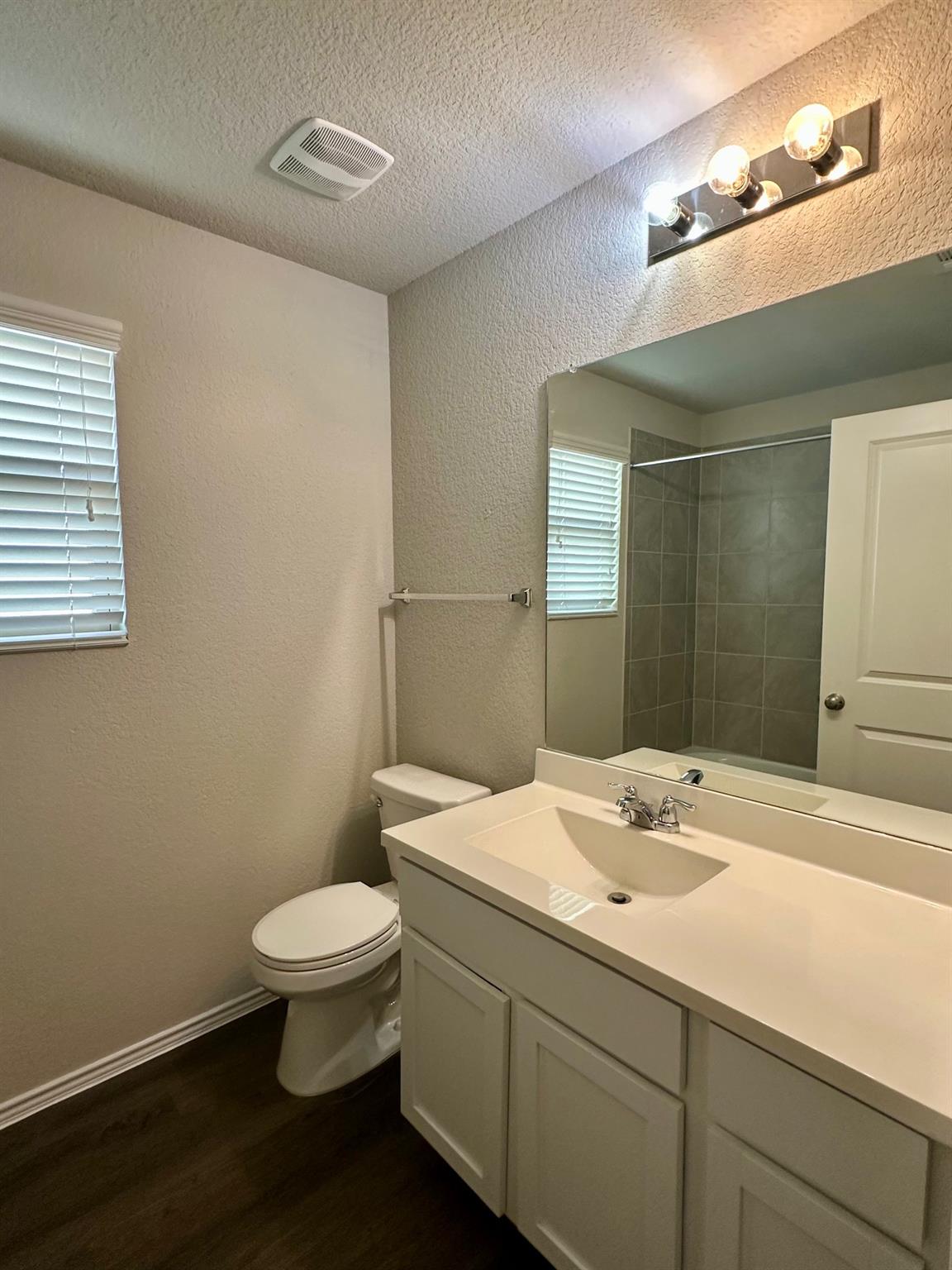 5812 Bell Tower Ln, Austin, TX 78747