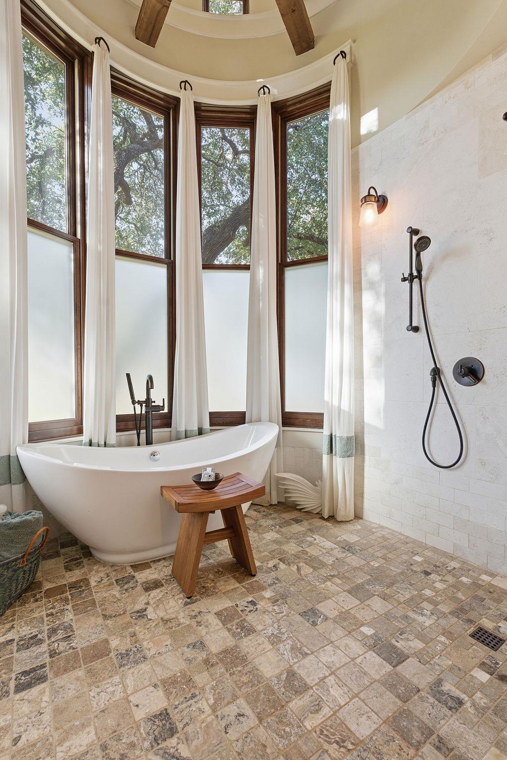 9825 Grand Summit Blvd, Dripping Springs, TX 78620