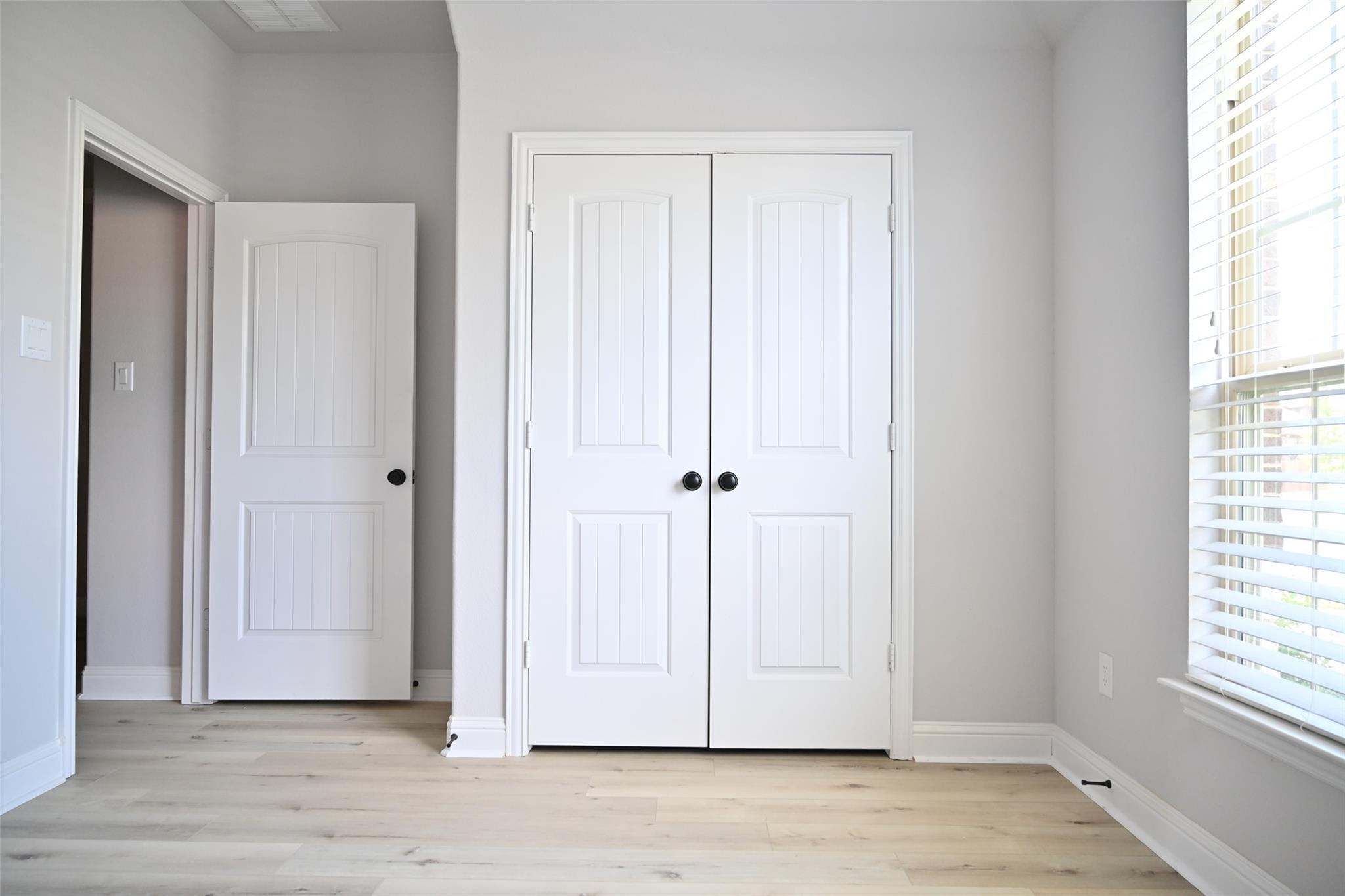 504 Mistflower Springs Dr, Leander, TX 78641