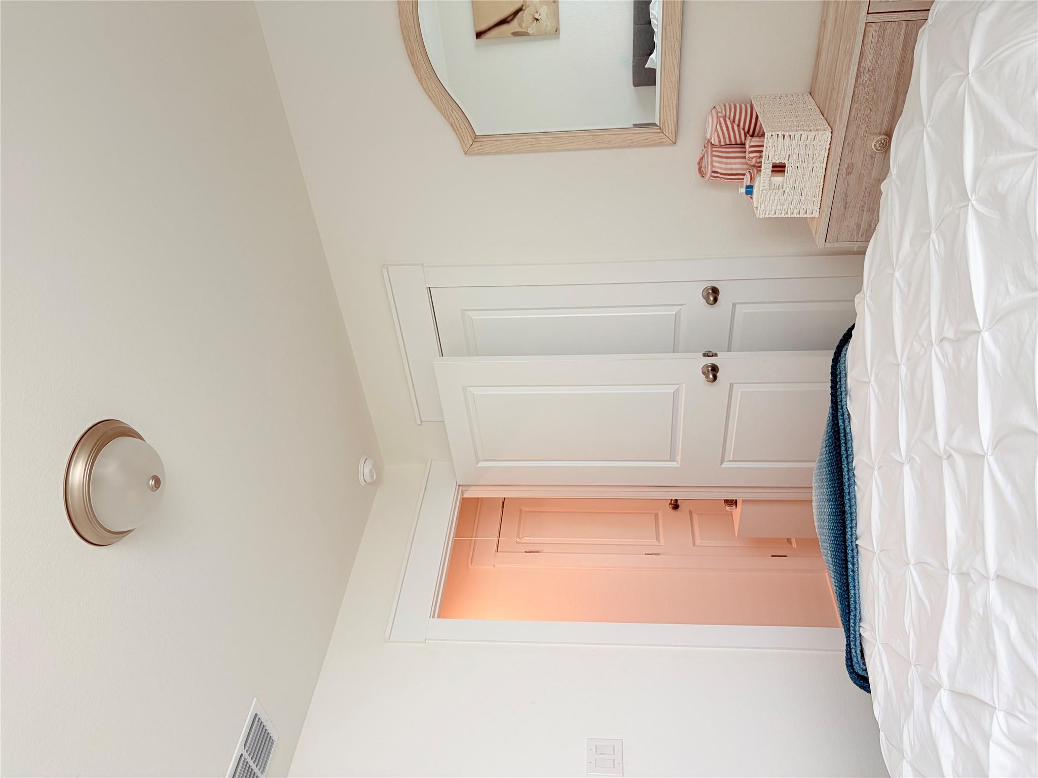 182 Shackleton Dr, Kyle, TX 78640