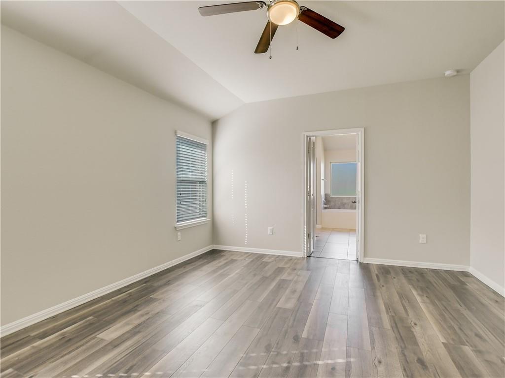 525 Heinatz Flat Ln, Leander, TX 78641