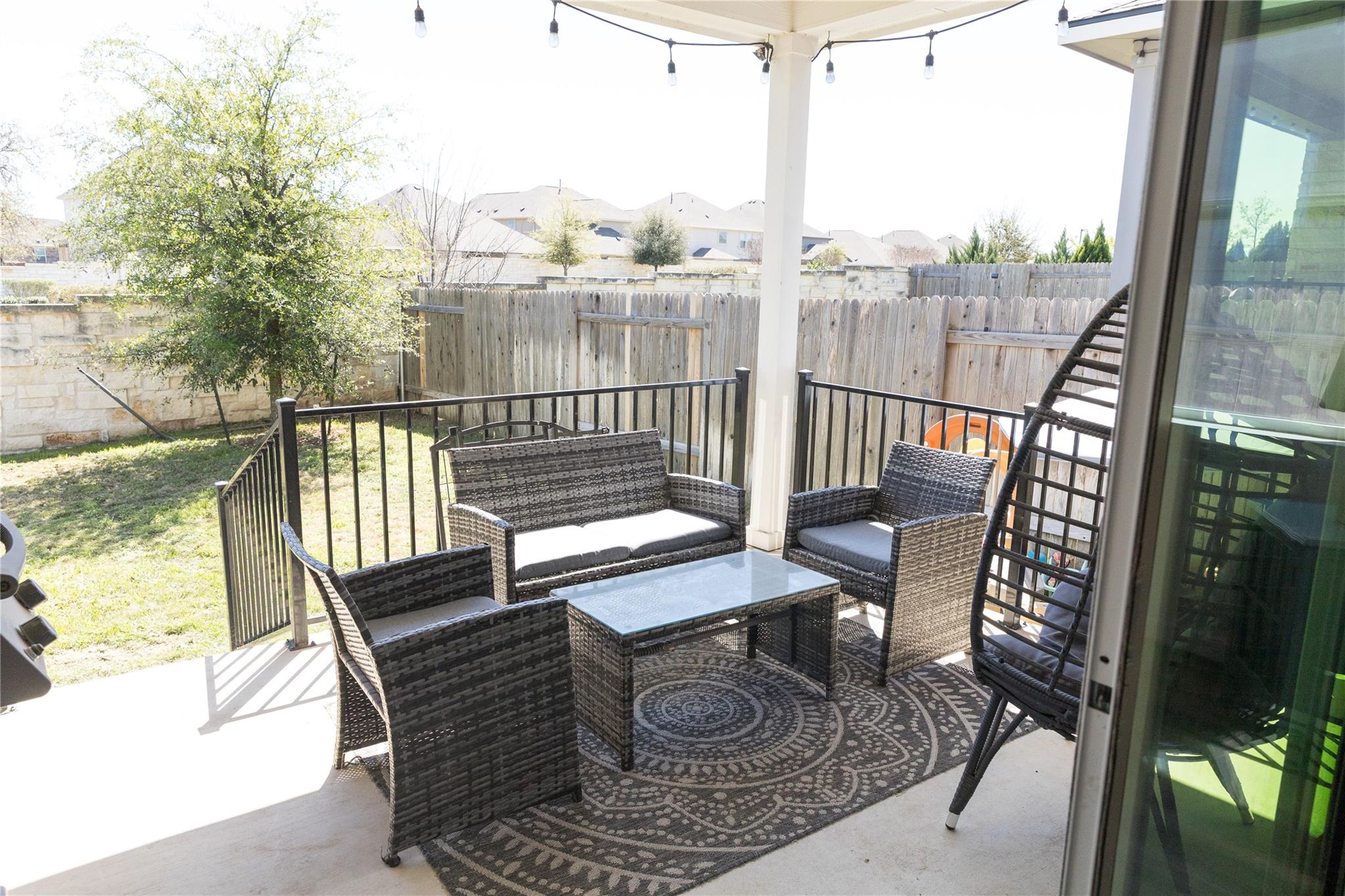 304 Winding Hollow Ln, Georgetown, TX 78628