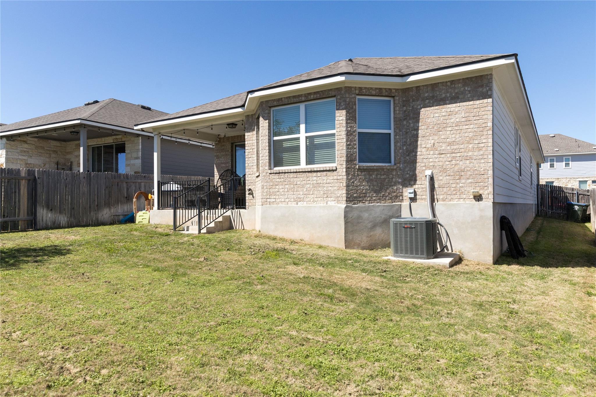 304 Winding Hollow Ln, Georgetown, TX 78628