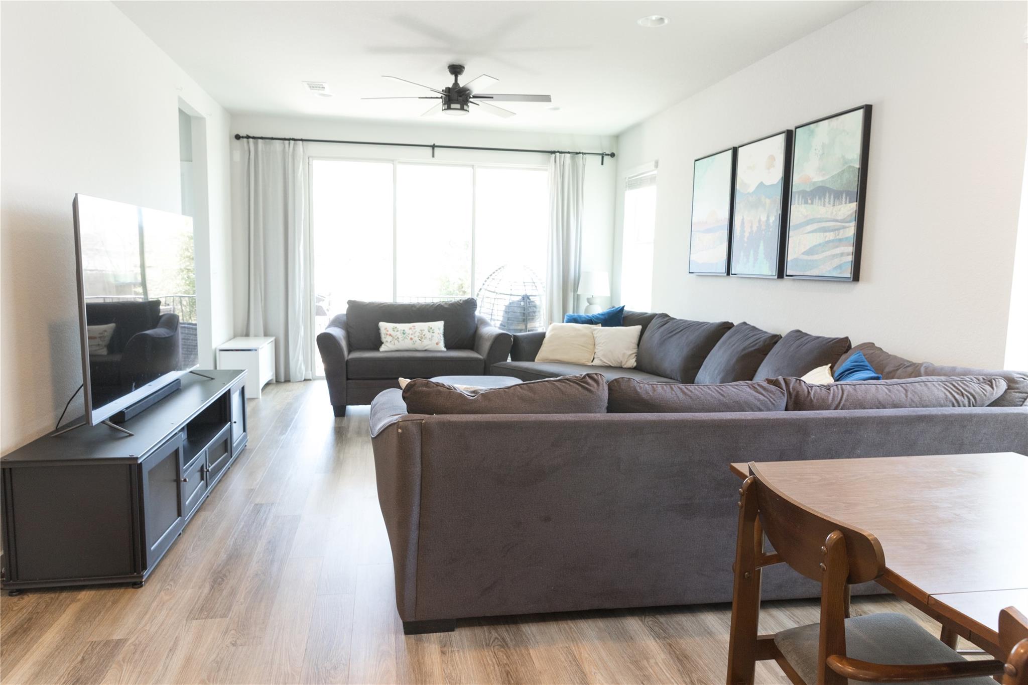 304 Winding Hollow Ln, Georgetown, TX 78628