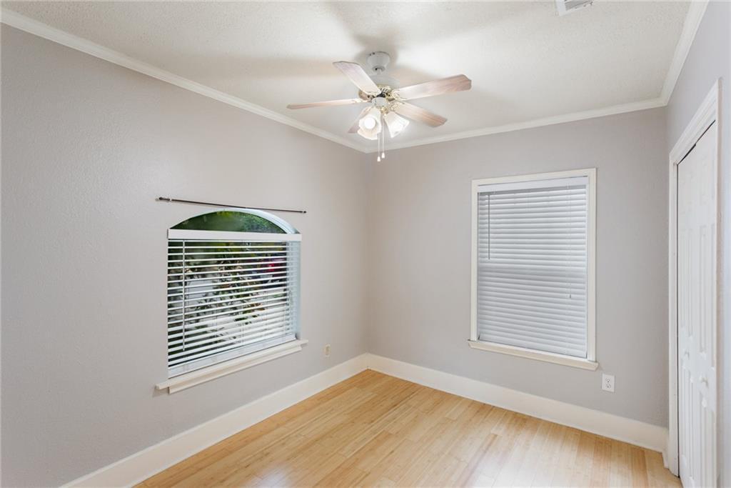 74 Julius St, Austin, TX 78702