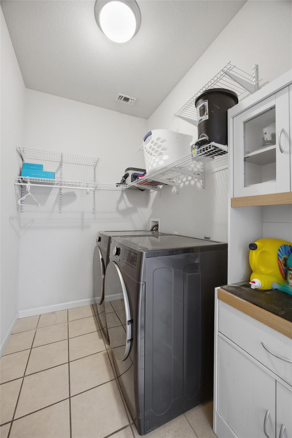 123 Meadowood Dr, Elgin, TX 78621