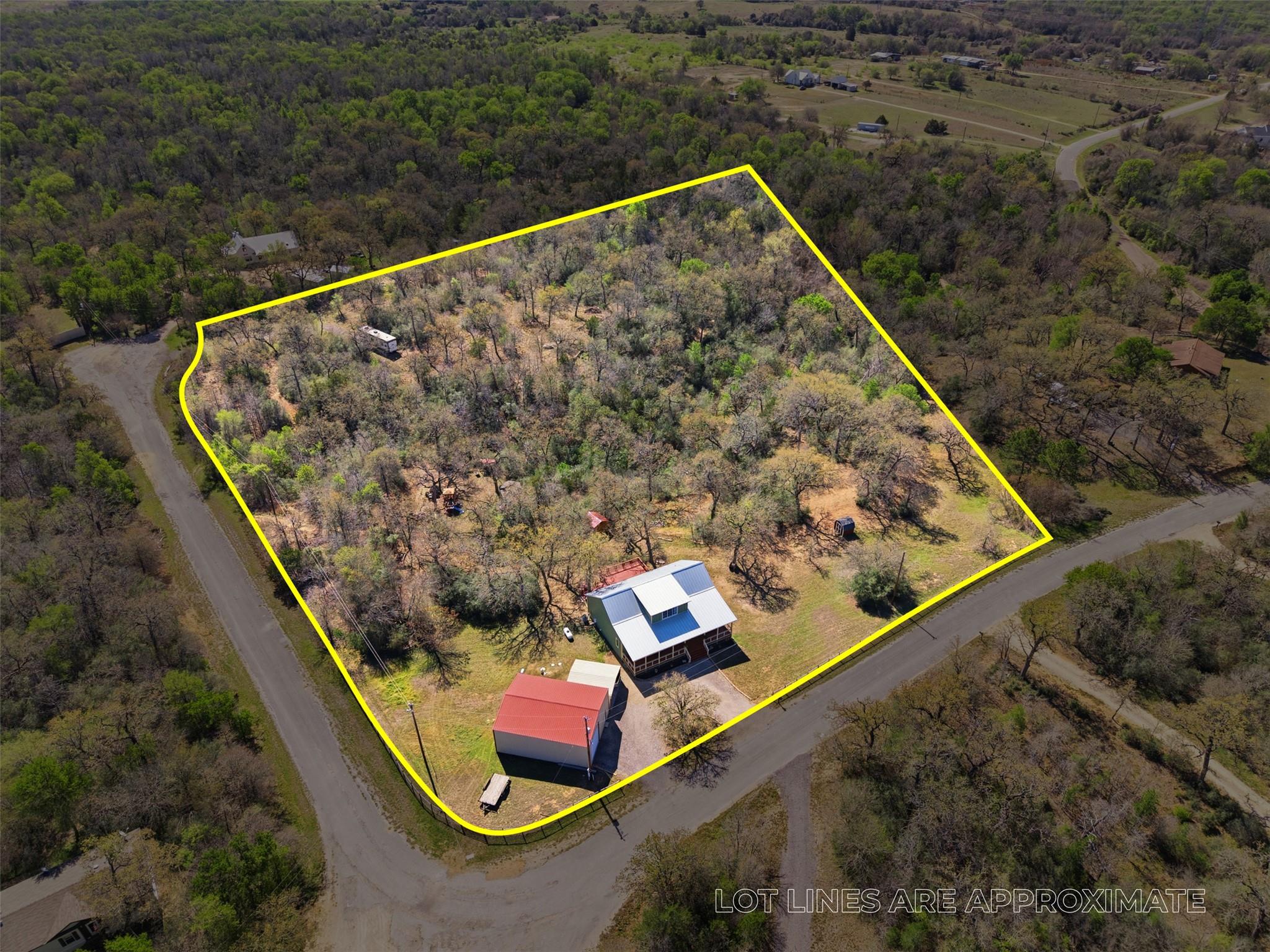 123 Meadowood Dr, Elgin, TX 78621