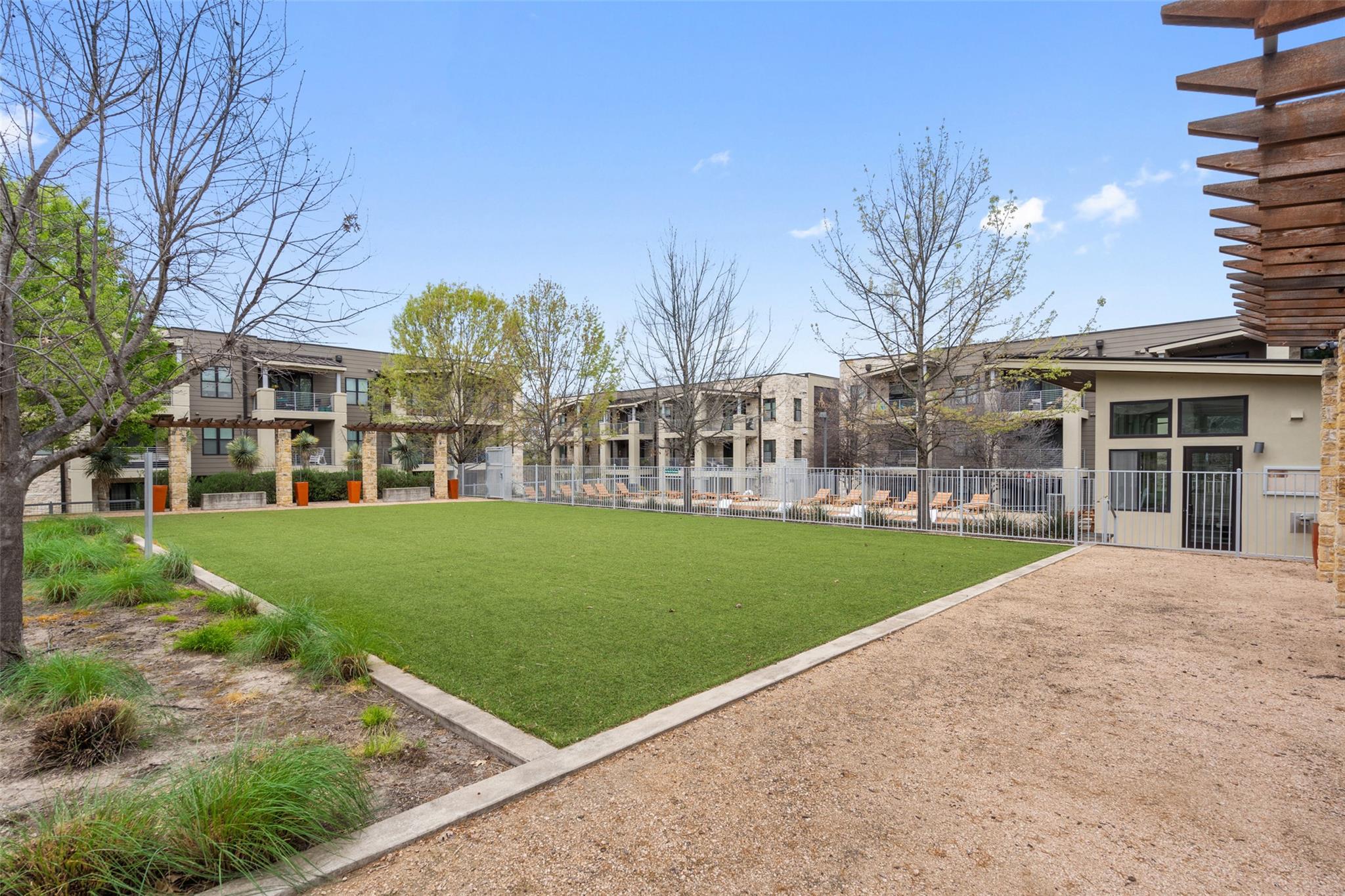 2725 Dulce Ln # 233, Austin, TX 78704