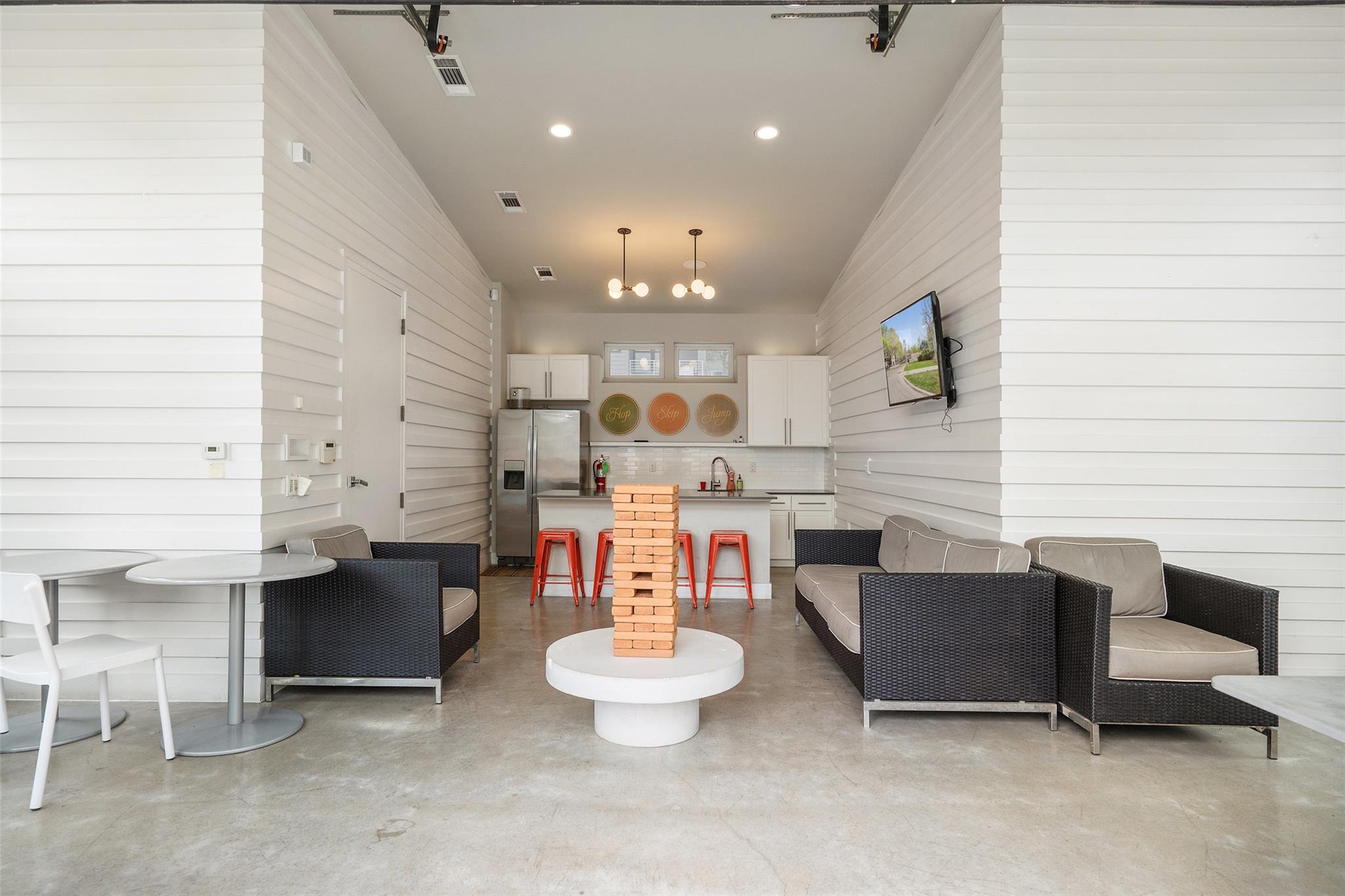 2725 Dulce Ln # 233, Austin, TX 78704