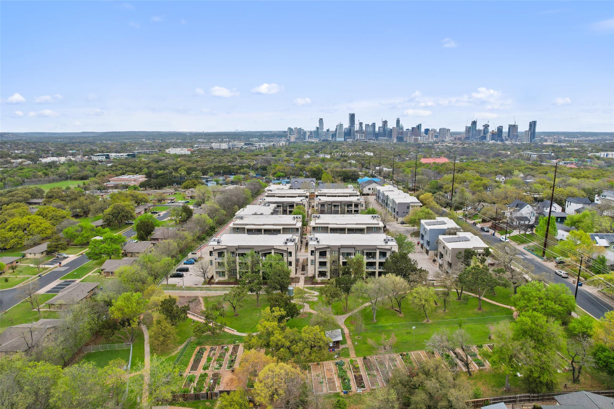 2725 Dulce Ln # 233, Austin, TX 78704