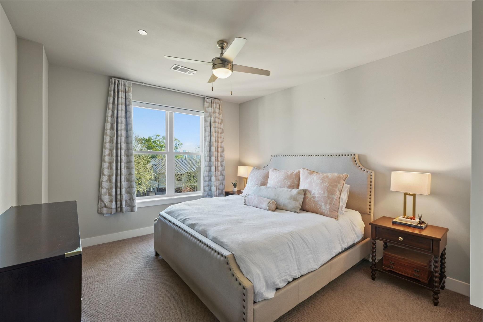 2725 Dulce Ln # 233, Austin, TX 78704