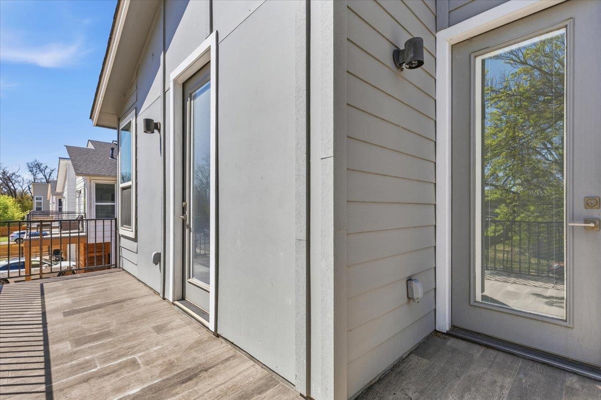 1114 Walton Ln # A, Austin, TX 78721