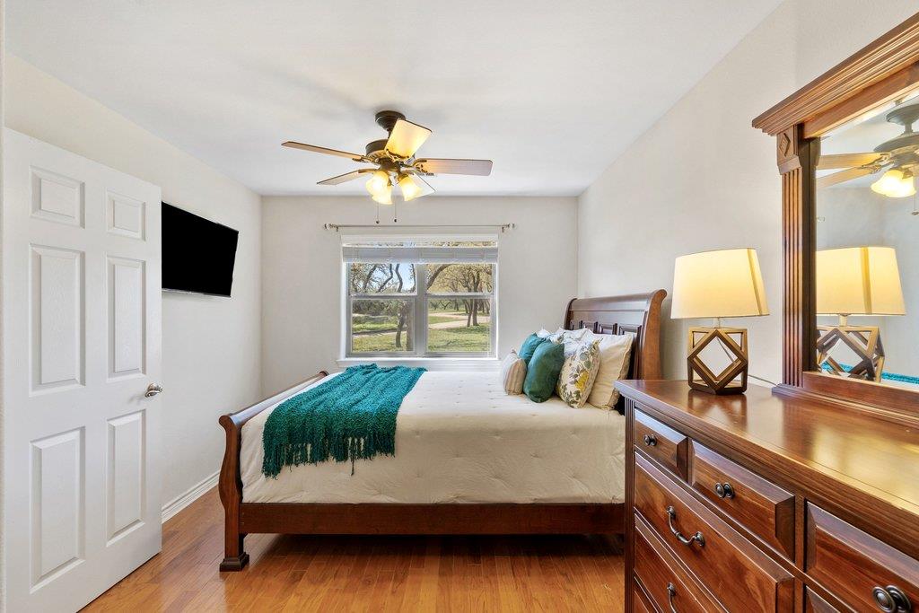 434 W Turner Ct, Johnson City, TX 78636