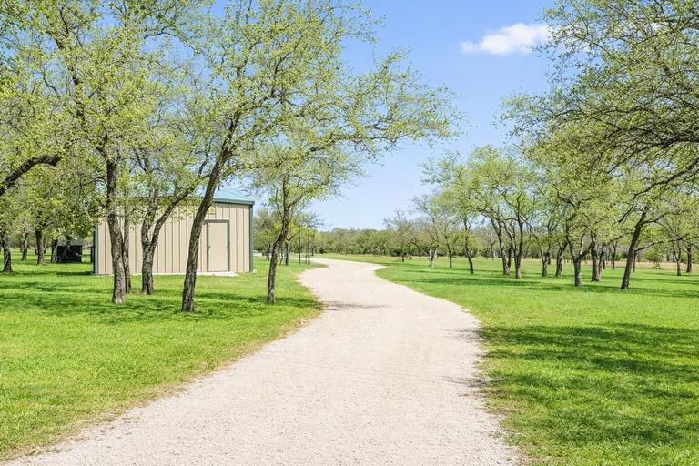 434 W Turner Ct, Johnson City, TX 78636