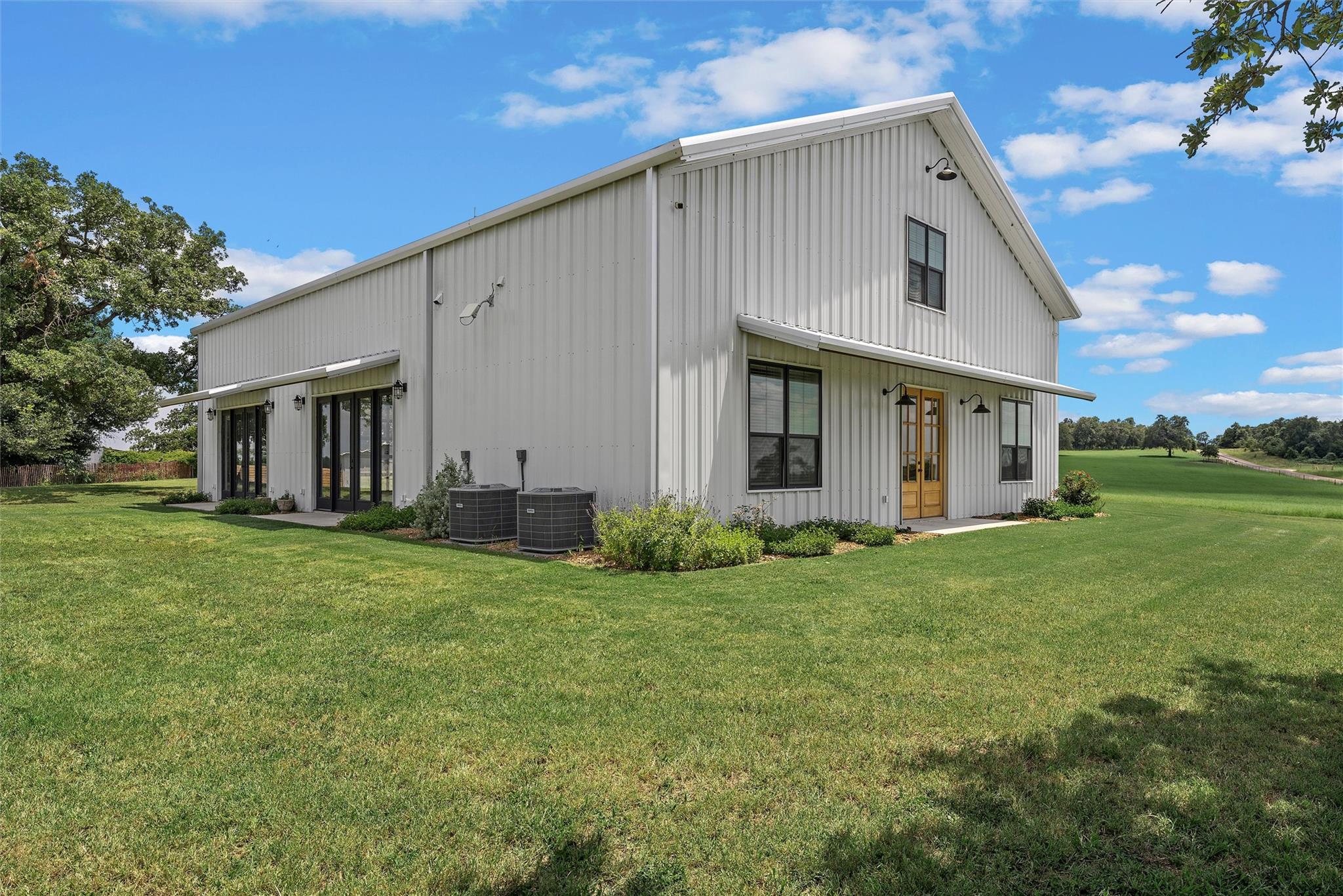 1006 County Road 280, Cameron, TX 76520