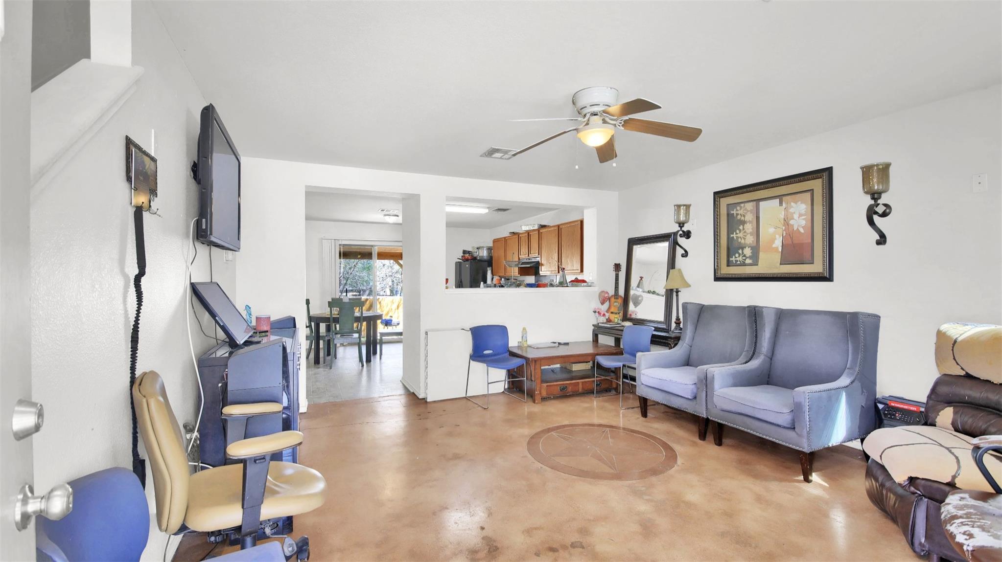 804 Dawlish Dr, Pflugerville, TX 78660