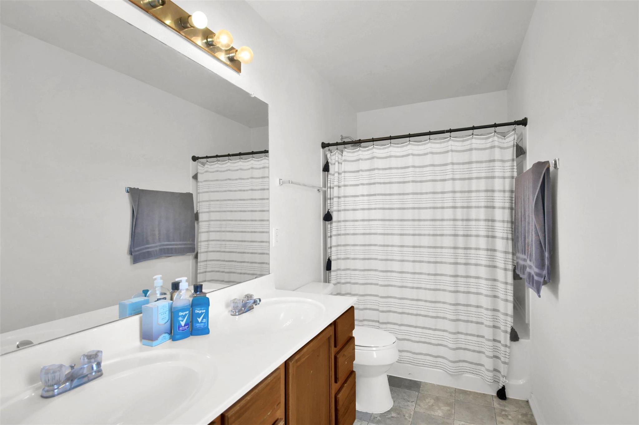 804 Dawlish Dr, Pflugerville, TX 78660