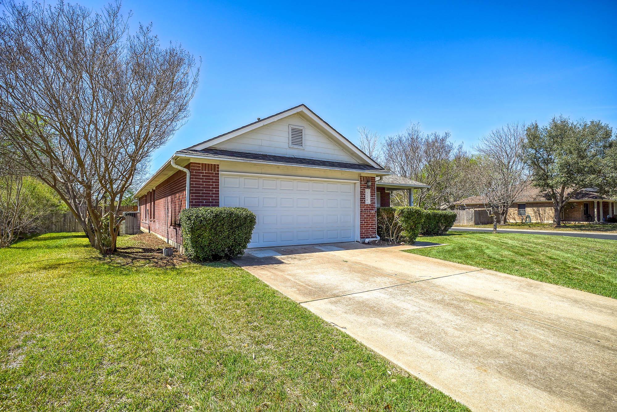 226 Schaefer Blvd, Bastrop, TX 78602