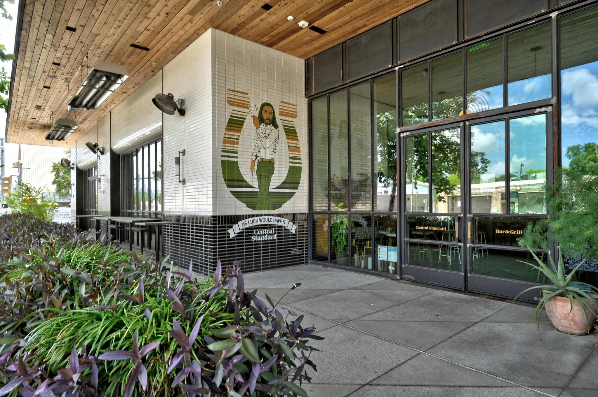 1401 Eva St # 204, Austin, TX 78704