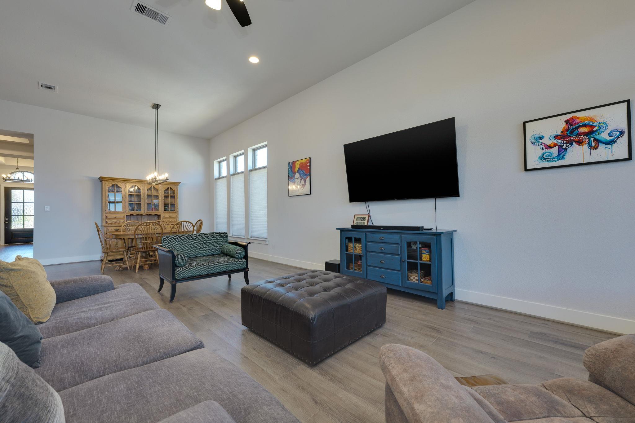 223 Trailing Lantana Ln, San Marcos, TX 78666