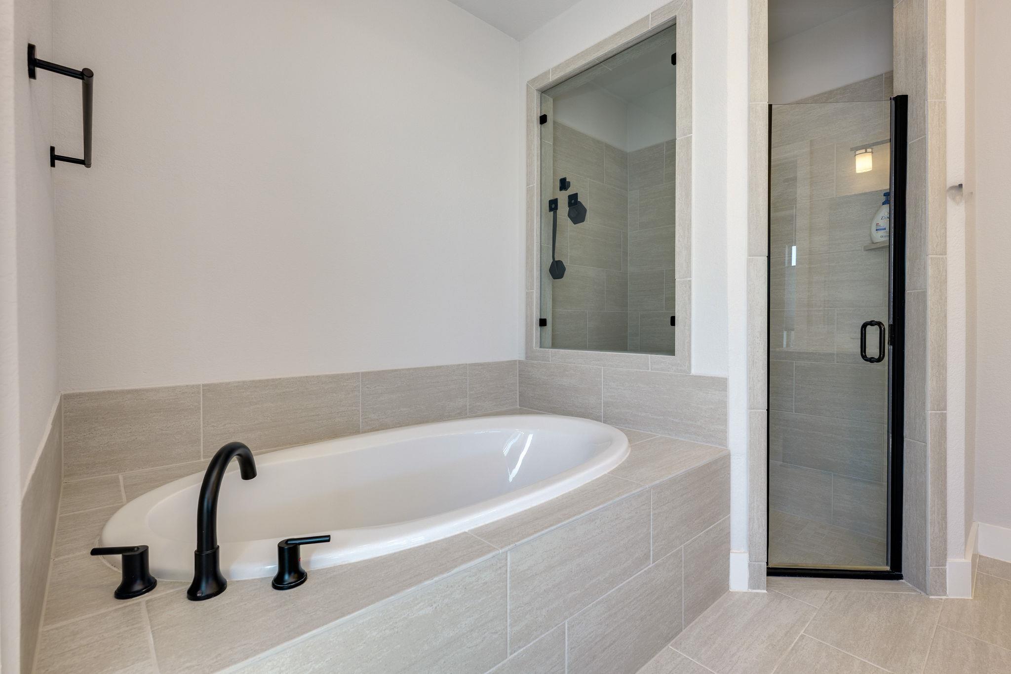 223 Trailing Lantana Ln, San Marcos, TX 78666