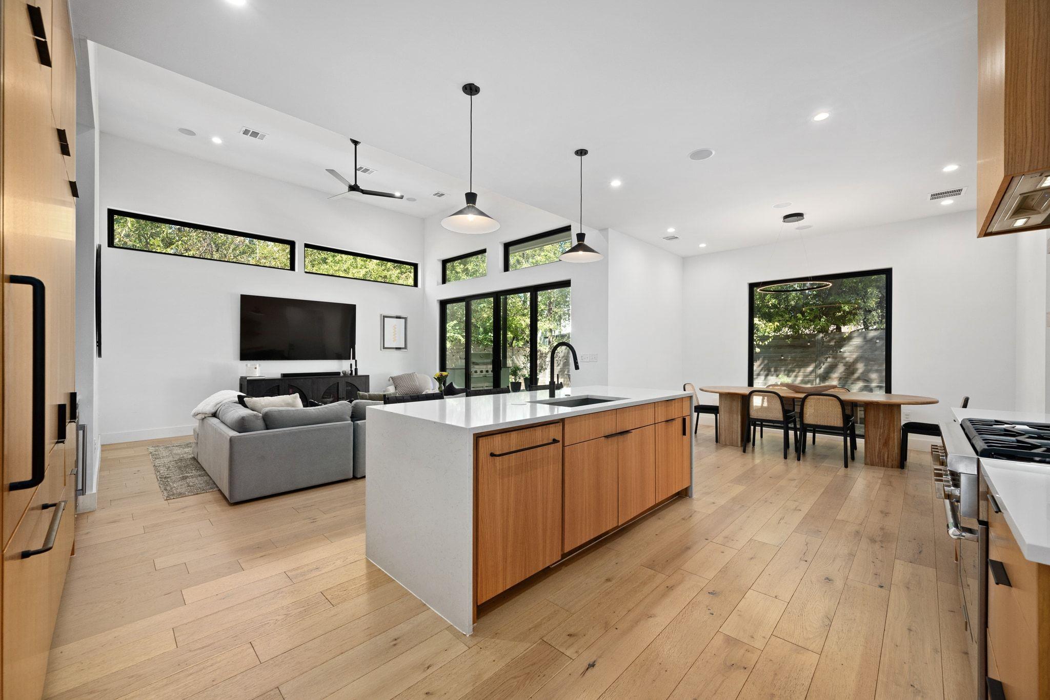 1004 Audrey Ct, Austin, TX 78704