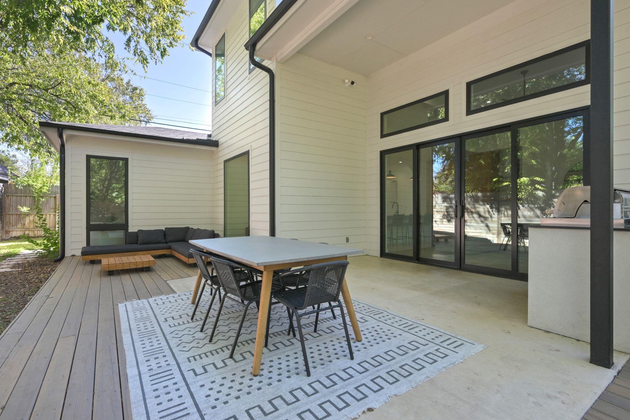 1004 Audrey Ct, Austin, TX 78704