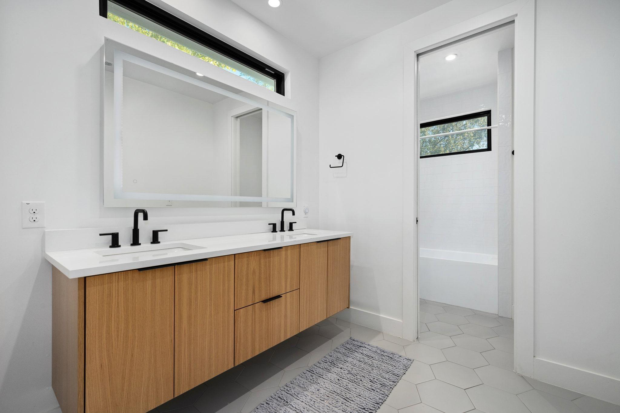 1004 Audrey Ct, Austin, TX 78704