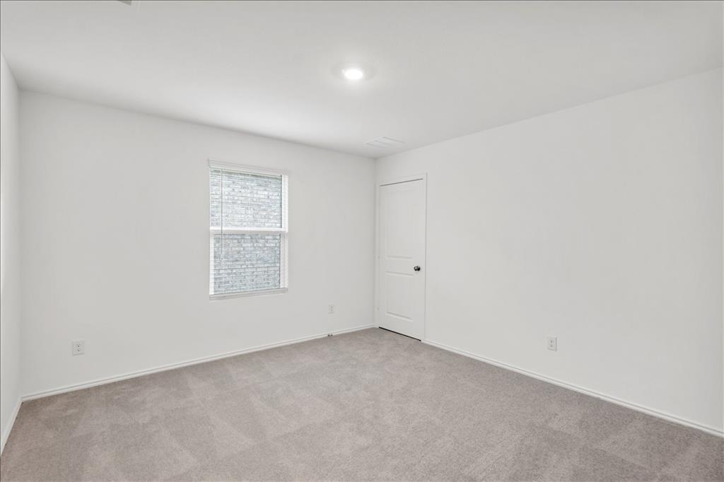 212 Seven Seas Dr, Kyle, TX 78640