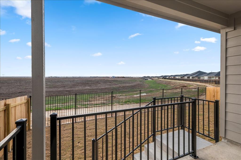 212 Seven Seas Dr, Kyle, TX 78640