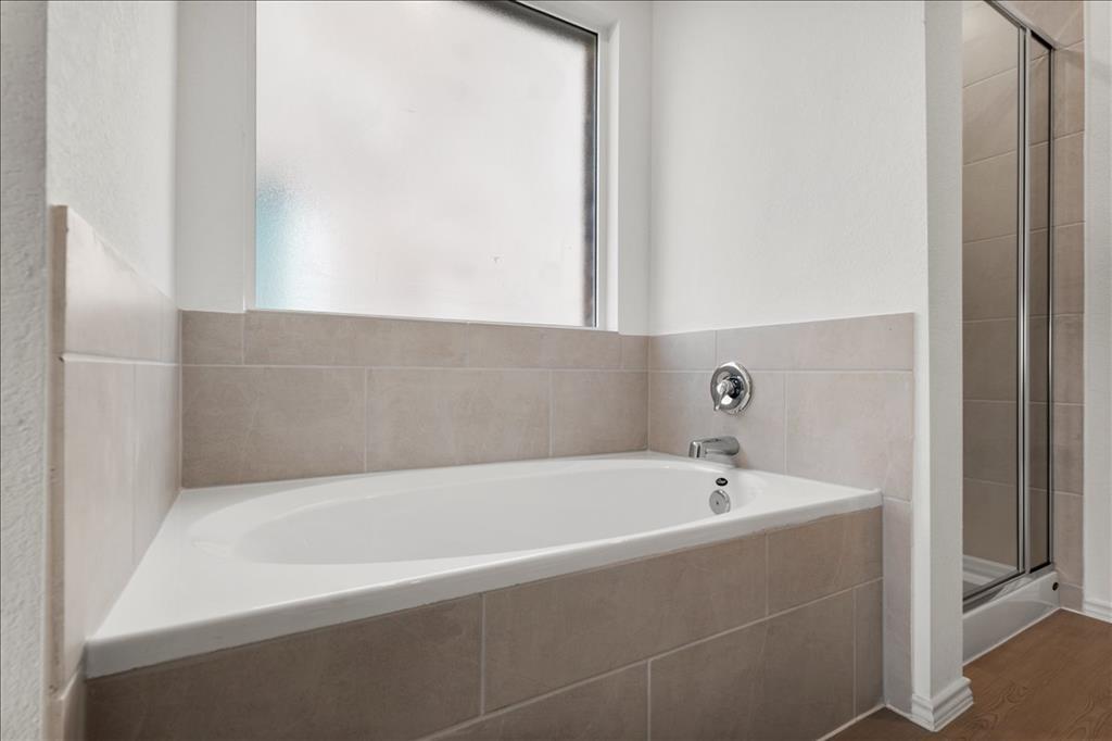 212 Seven Seas Dr, Kyle, TX 78640