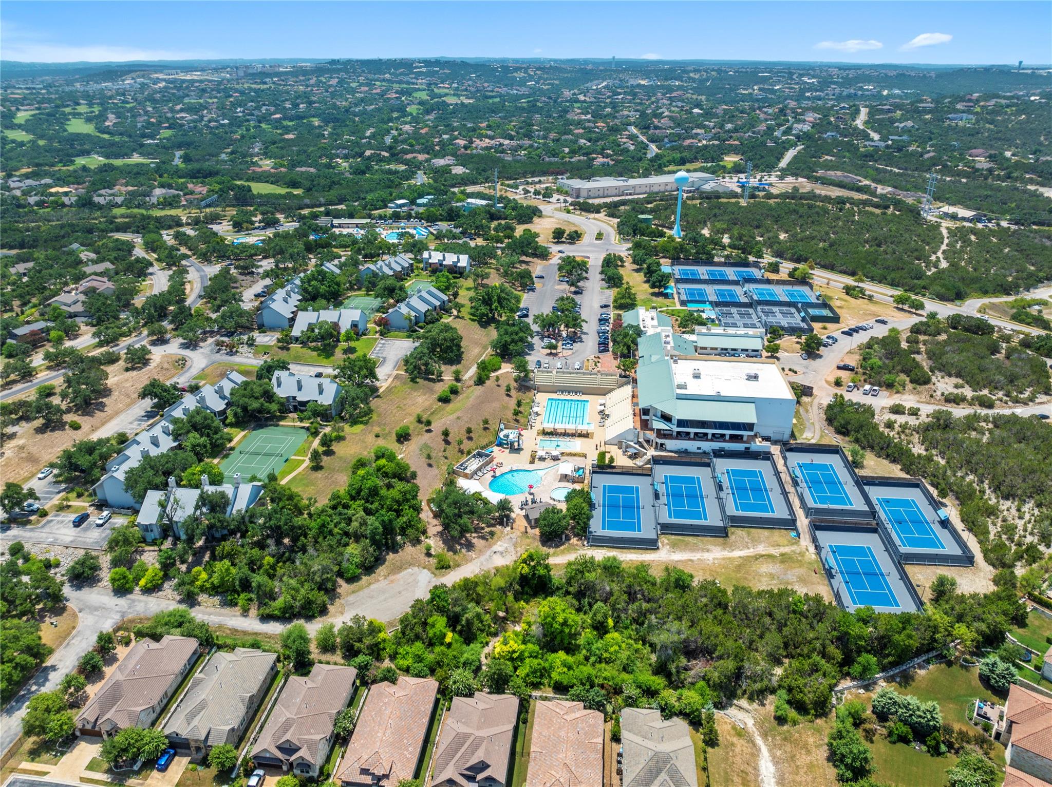 58 Cottondale Rd, The Hills, TX 78738