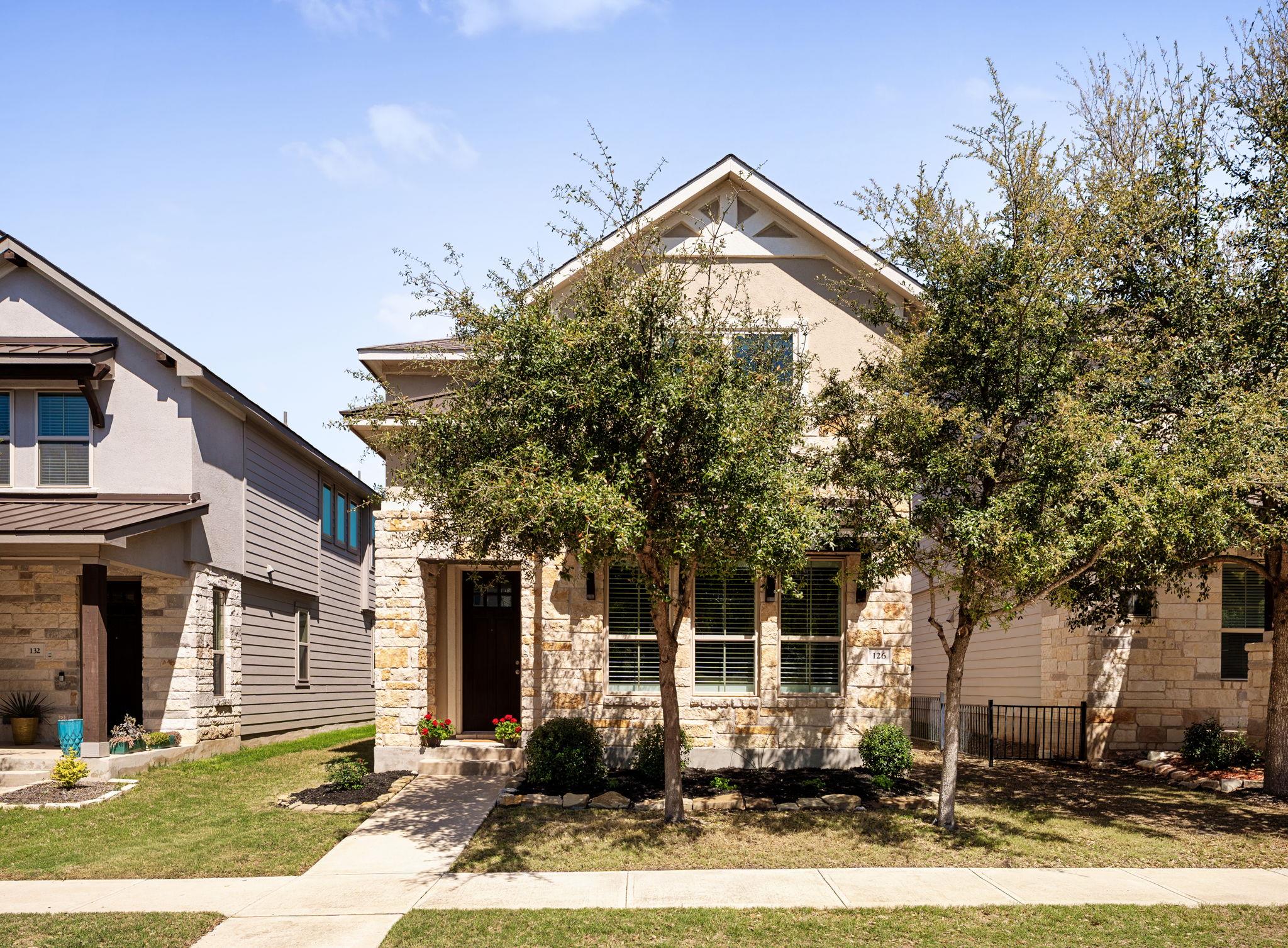 126 Buckthorn Dr, Dripping Springs, TX 78620