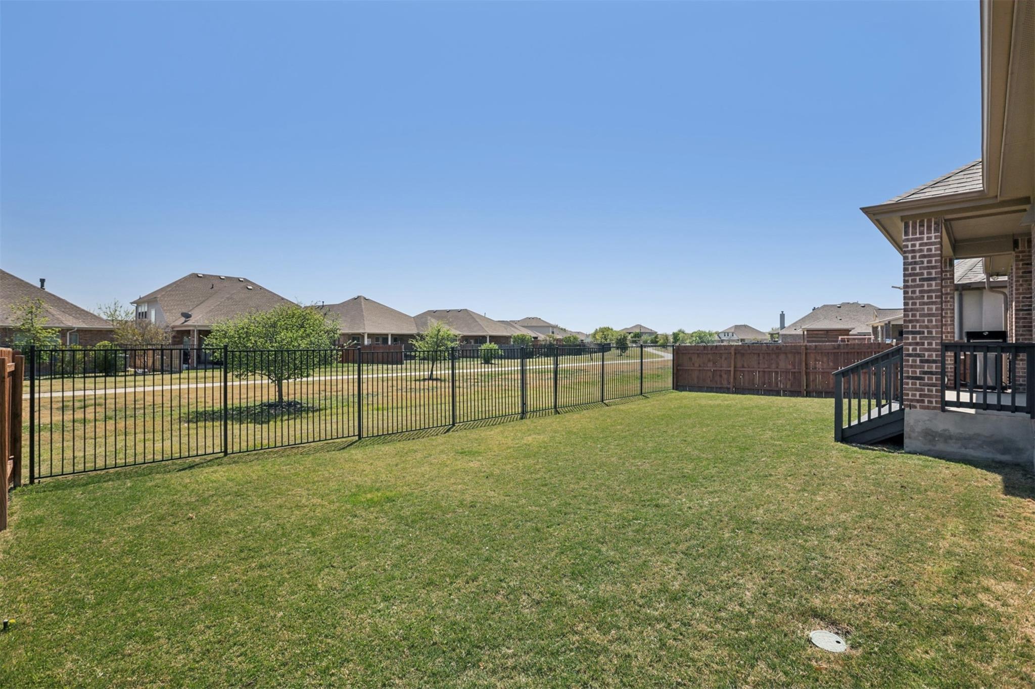 204 Miracle Rose Way, Liberty Hill, TX 78642