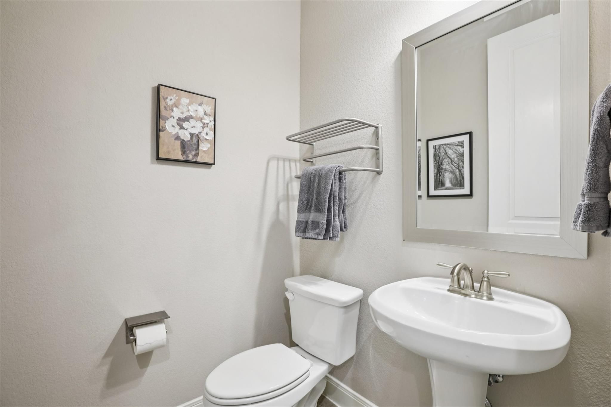 204 Miracle Rose Way, Liberty Hill, TX 78642