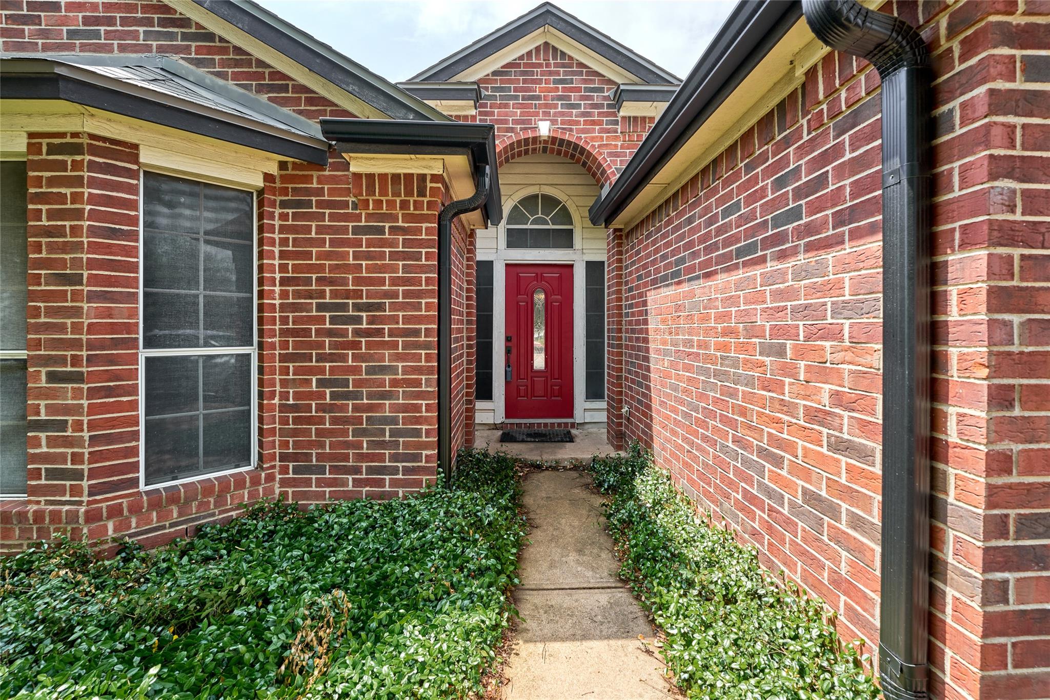 2712 SETTLEMENT Dr, Round Rock, TX 78665