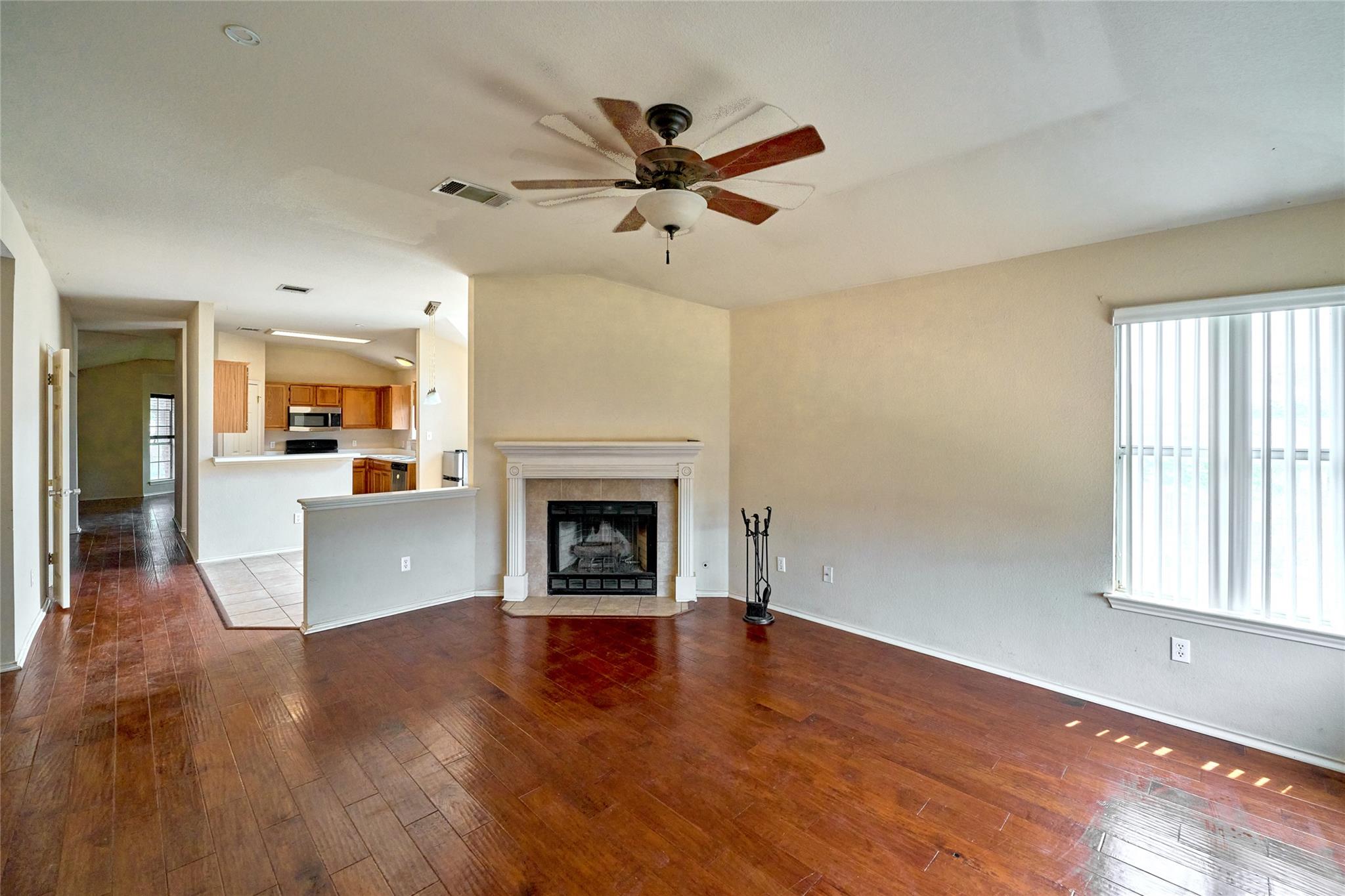 2712 SETTLEMENT Dr, Round Rock, TX 78665