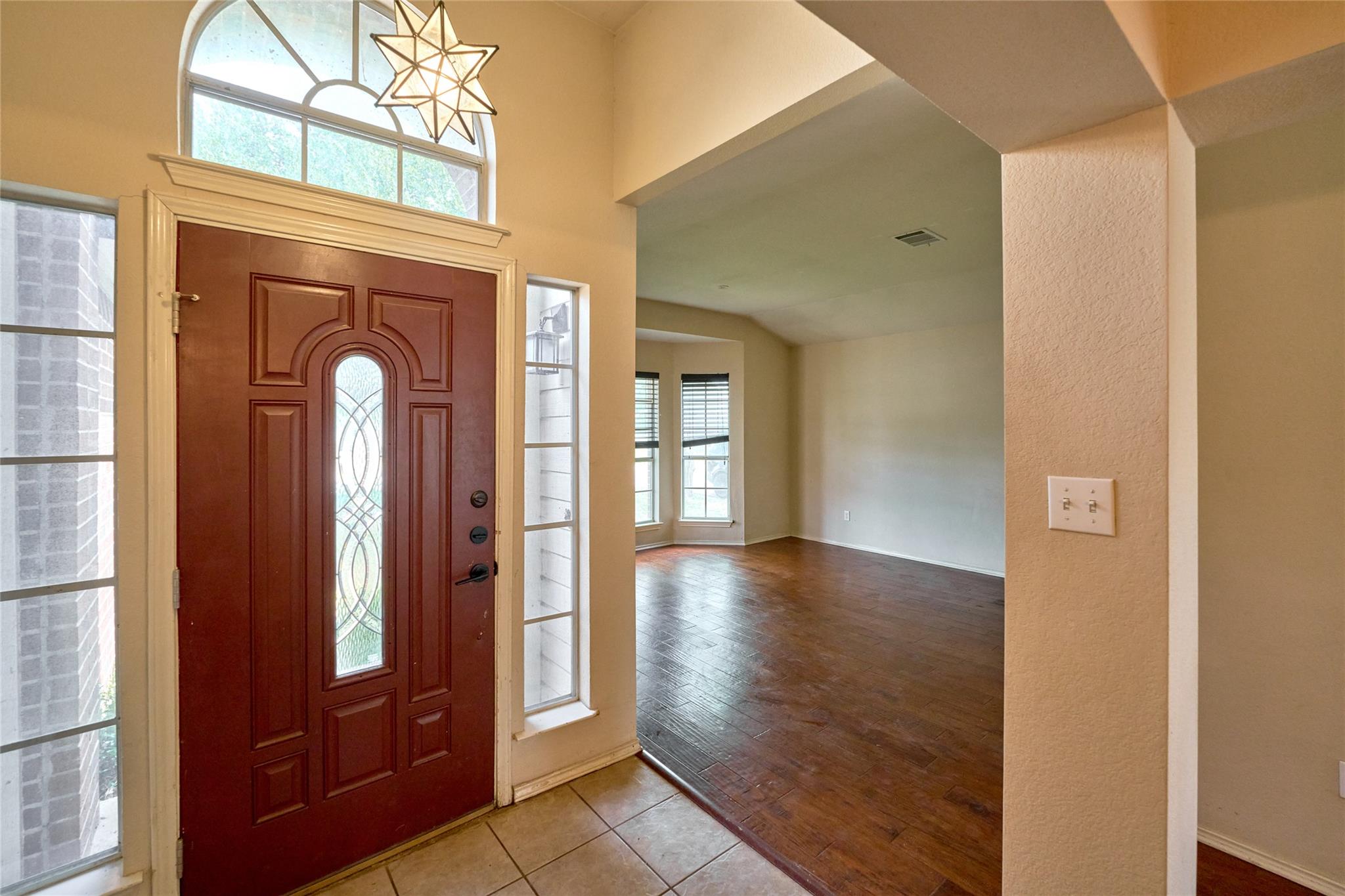 2712 SETTLEMENT Dr, Round Rock, TX 78665