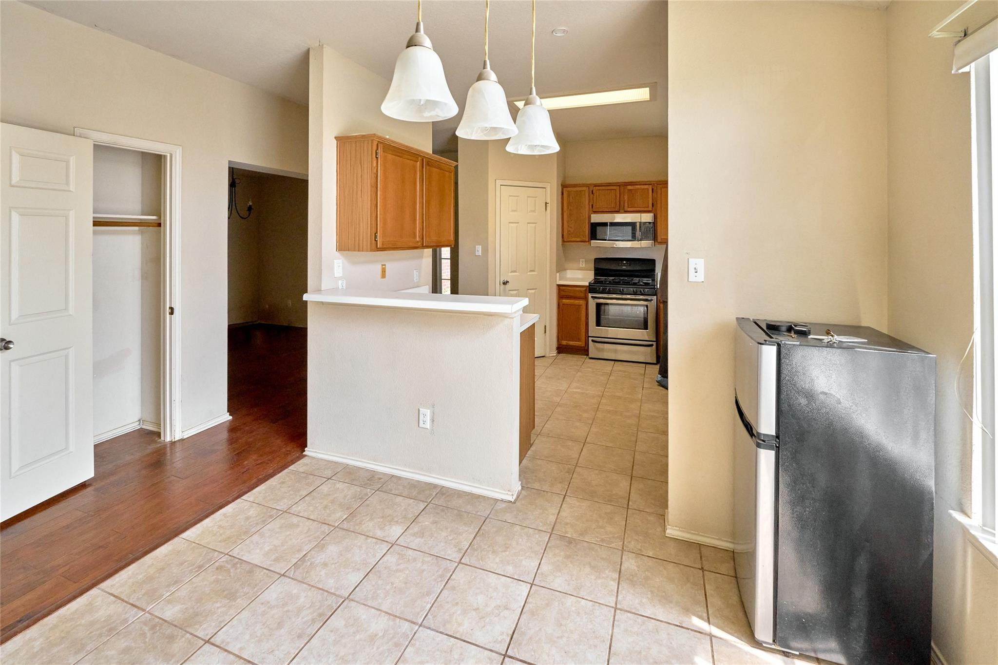 2712 SETTLEMENT Dr, Round Rock, TX 78665