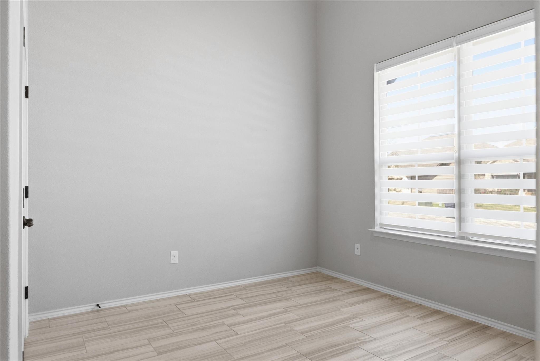 107 Finley St, Hutto, TX 78634