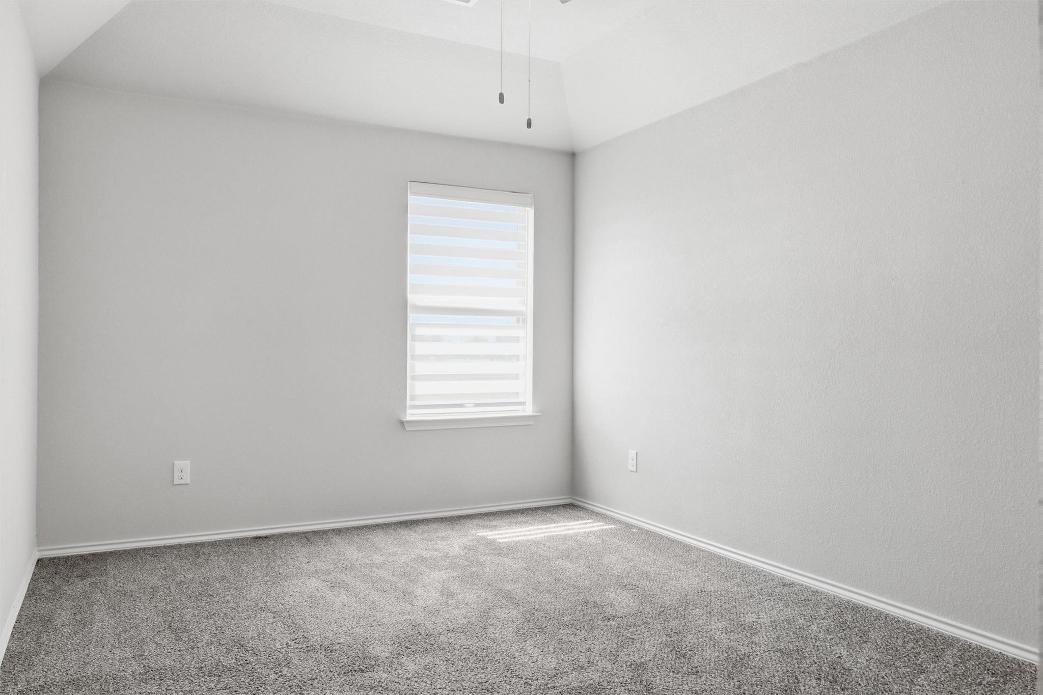 107 Finley St, Hutto, TX 78634