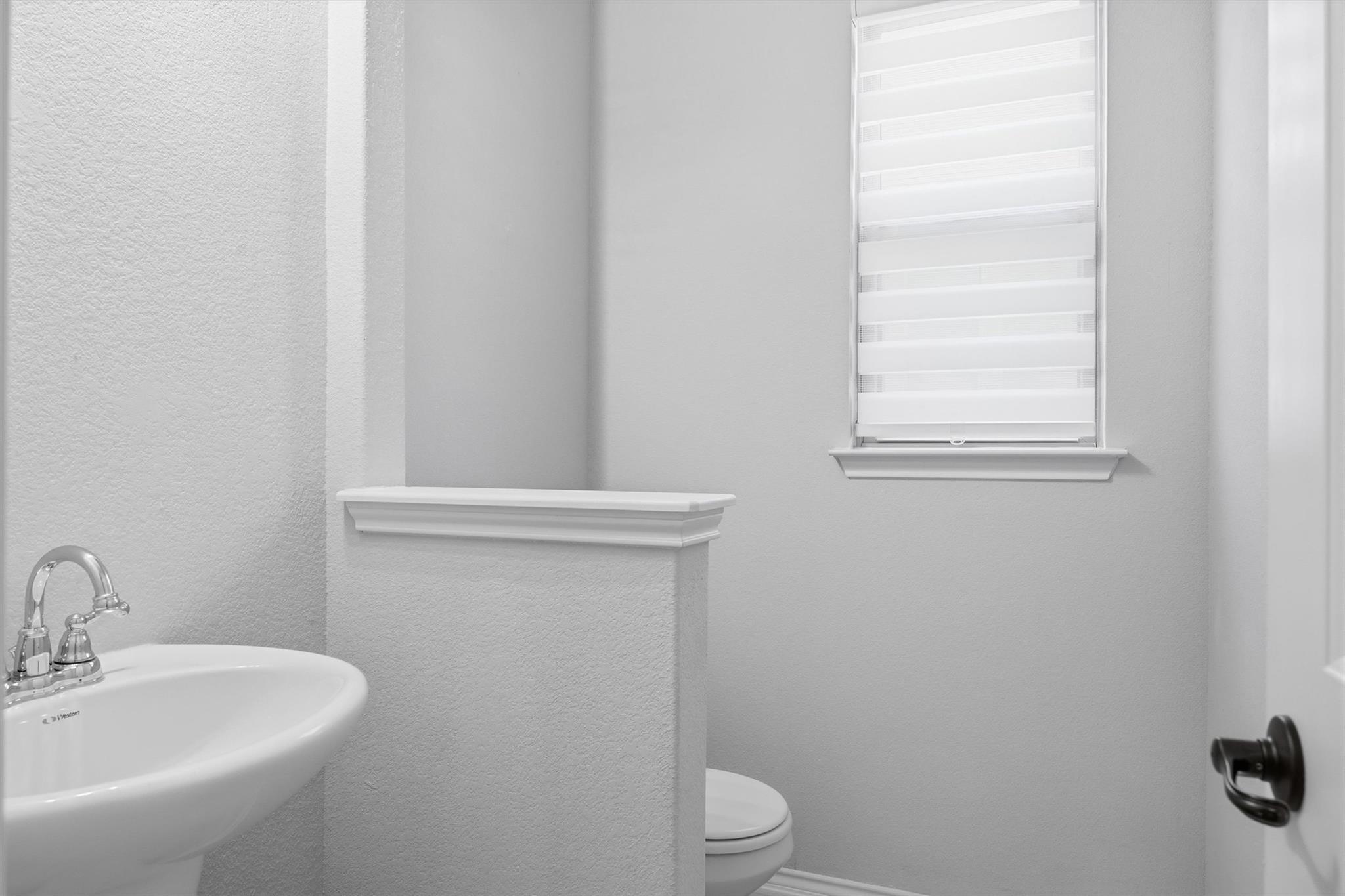 107 Finley St, Hutto, TX 78634