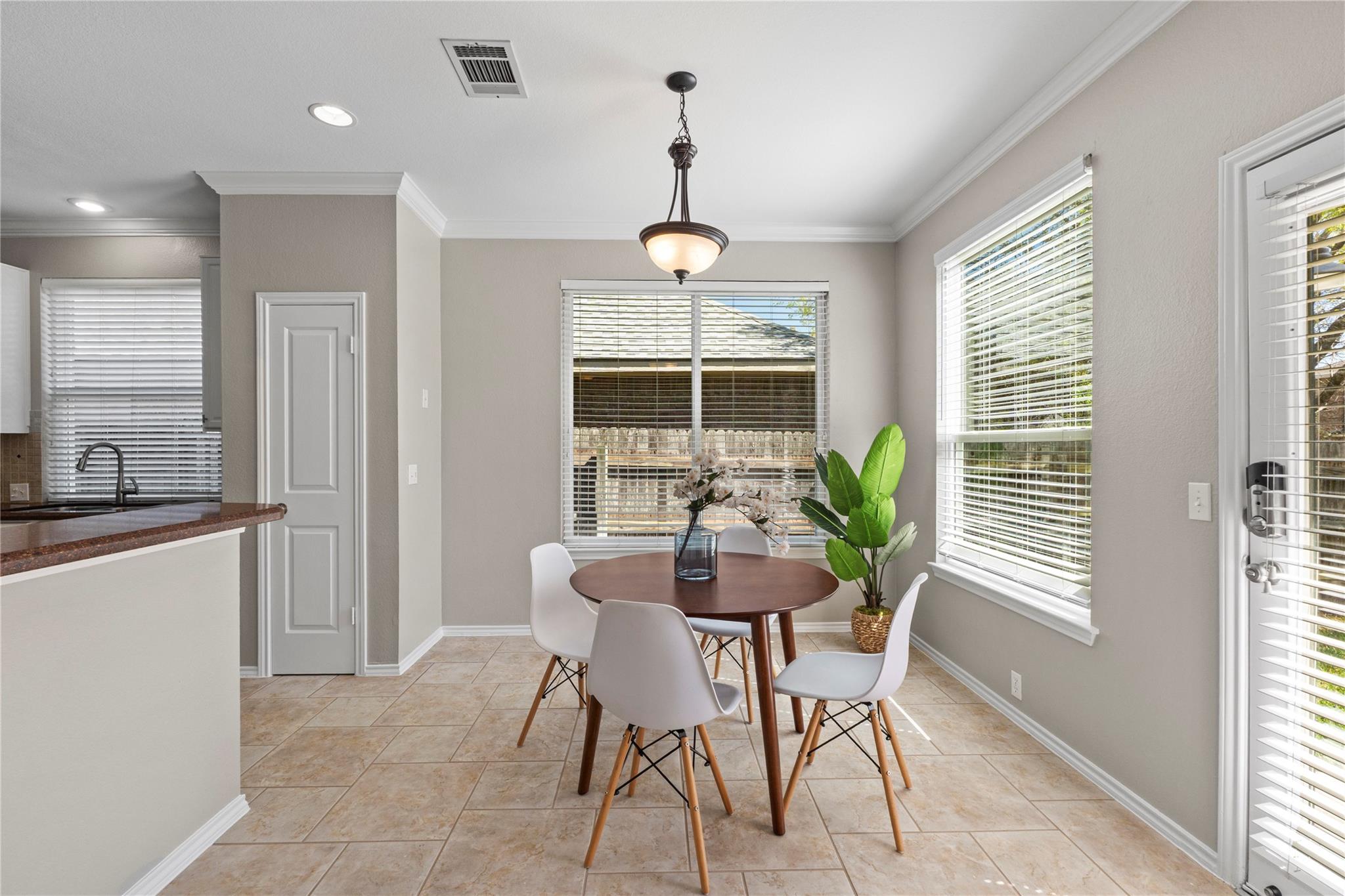 2210 Kerr Trl, Cedar Park, TX 78613