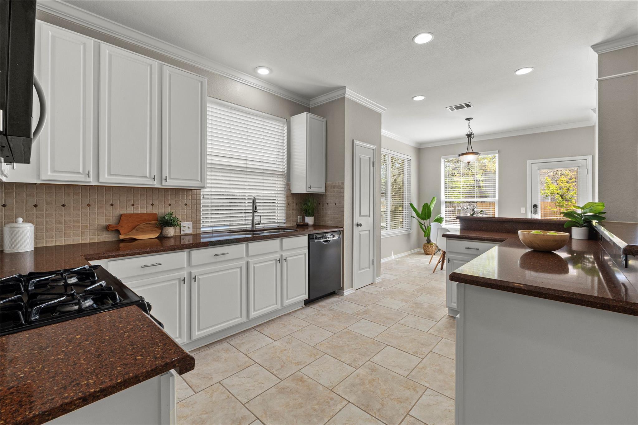 2210 Kerr Trl, Cedar Park, TX 78613