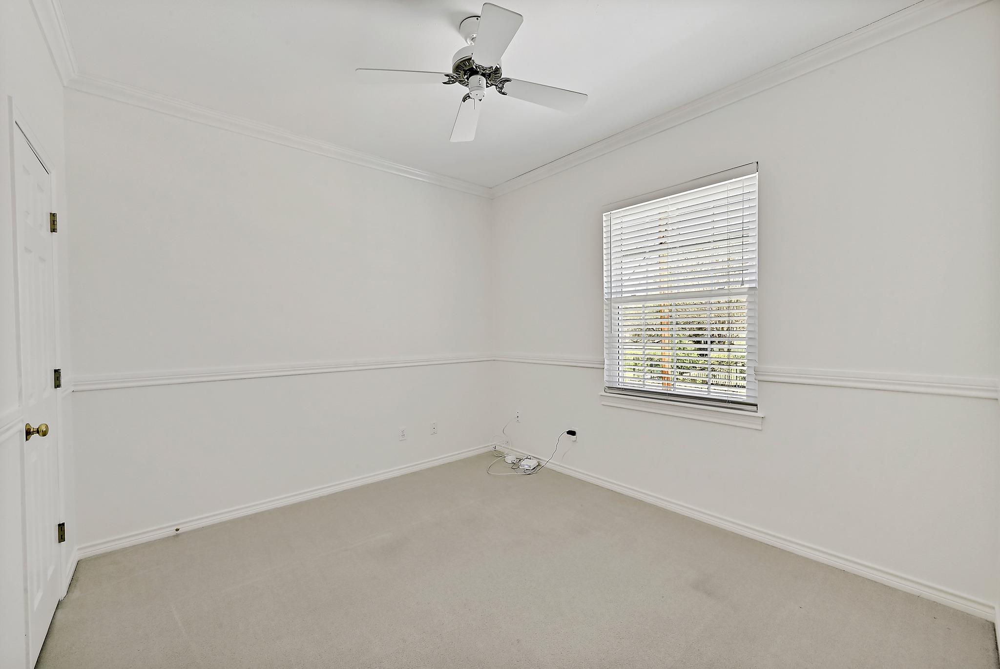 2210 Fredwoods Dr, Kingsland, TX 78639